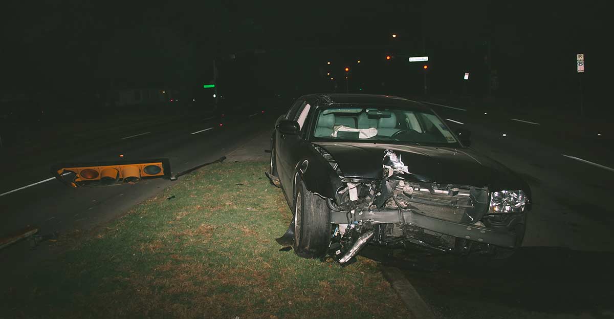 Aunque hay más accidentes de día, los fallecidos en carretera son más por la noche