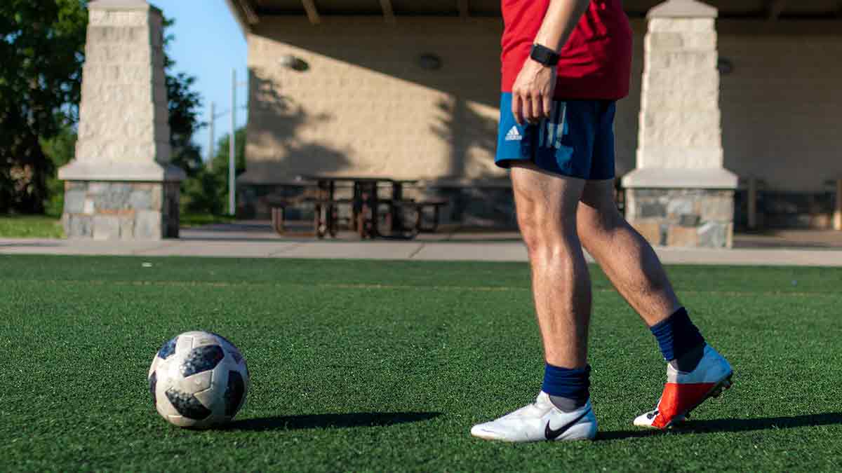 Los aficionados españoles al fútbol somos optimistas y medianamente comprometidos con la selección española