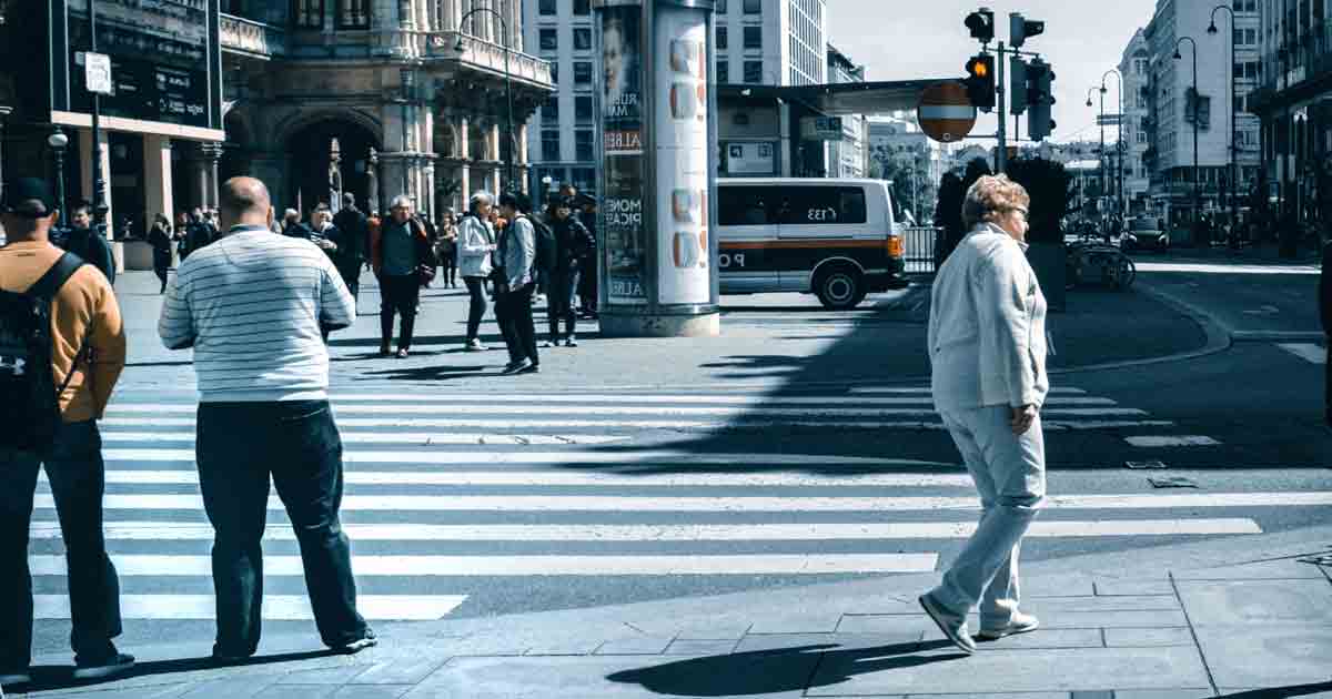 Peatones más seguros con coches que evitan los atropellos