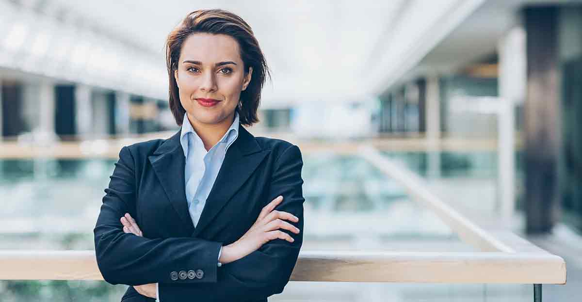 Las trabajadoras están más capacitadas para dirigir áreas de responsabilidad que los hombres