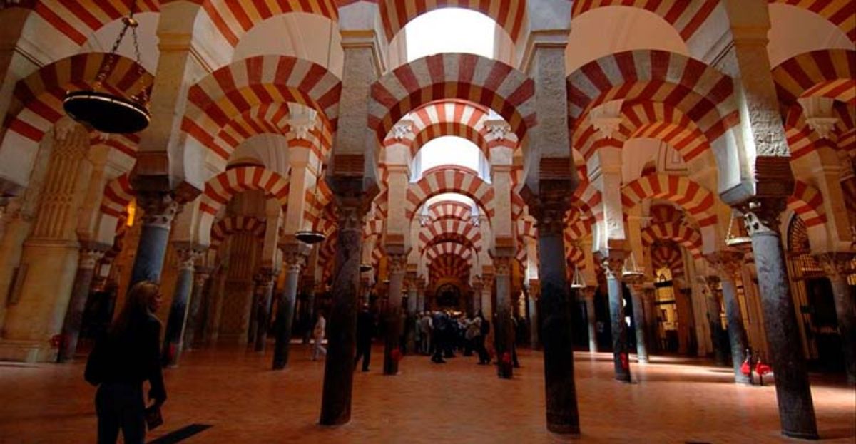 TripAdvisor incluye la Catedral y Mezquita de Córdoba y al Parc Guell de Barcelona como mejores visitas turísticas de Europa