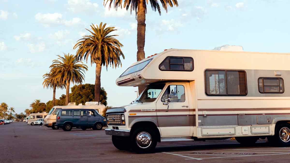 Alquilar una camper o comprarla, qué es mejor