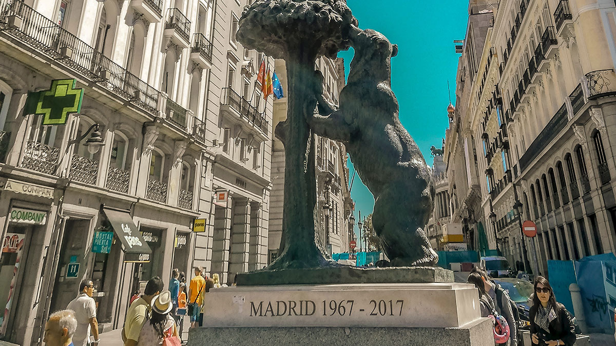 Consulta todos los días festivos en el calendario laboral de Madrid 2023