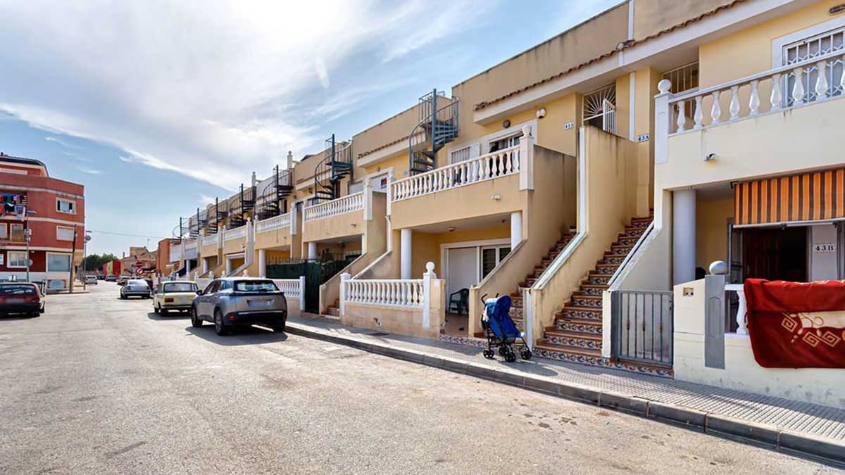 104 chalets adosados por menos de 60.000 euros en Solvia