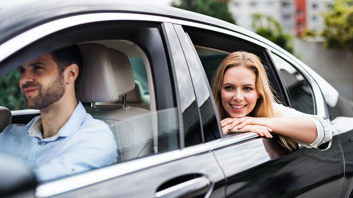 multas que pueden ponerte si vas de copiloto o en los asientos traseros de un coche
