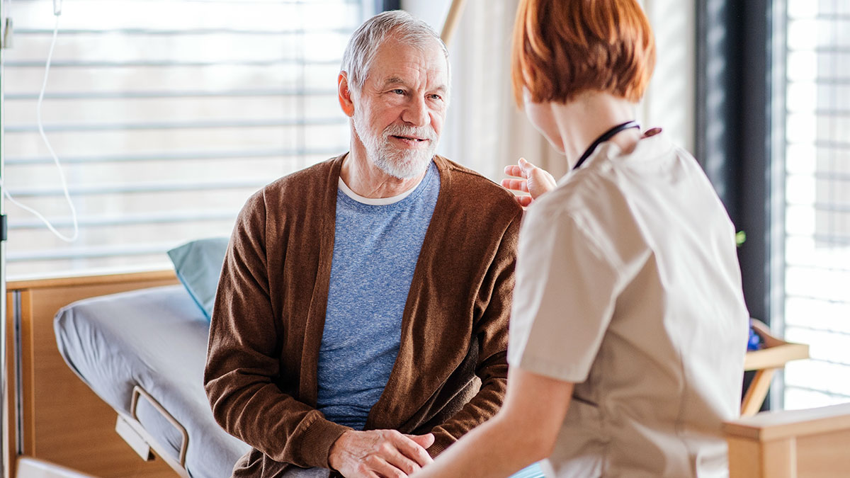 Estas son las pruebas médicas que deben hacerse los hombres según su edad