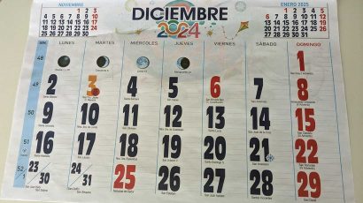 Hoja de calendario del mes de diciembre de 2024.