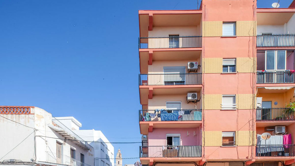 Fachada de piso en venta en Valencia