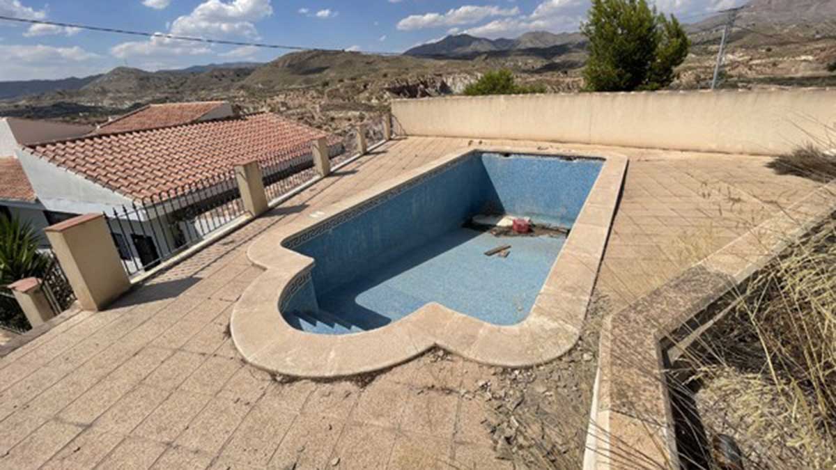 Chalet con piscina de Solvia.