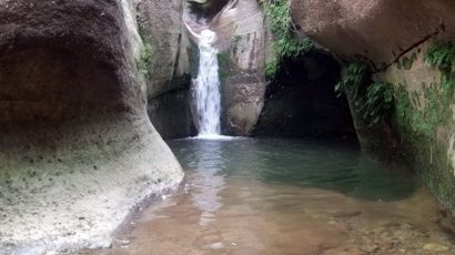 Piscina natural con cascada Gorg de la Mola.