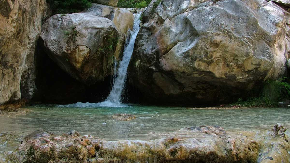 Poza de los patos, en Nerja.