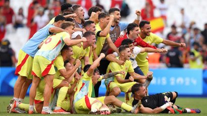 La Selección Española de fútbol masculino celebrando el pase a la final de los Juegos Olímpicos de París 2024.