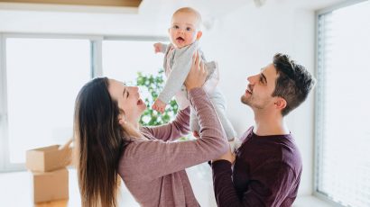 Qué CCAA dan ayudas a las familias por tener un bebé.