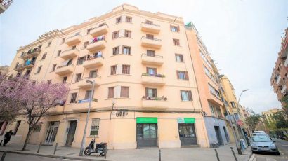 Vivienda en Barcelona en subasta en la web BidX1.