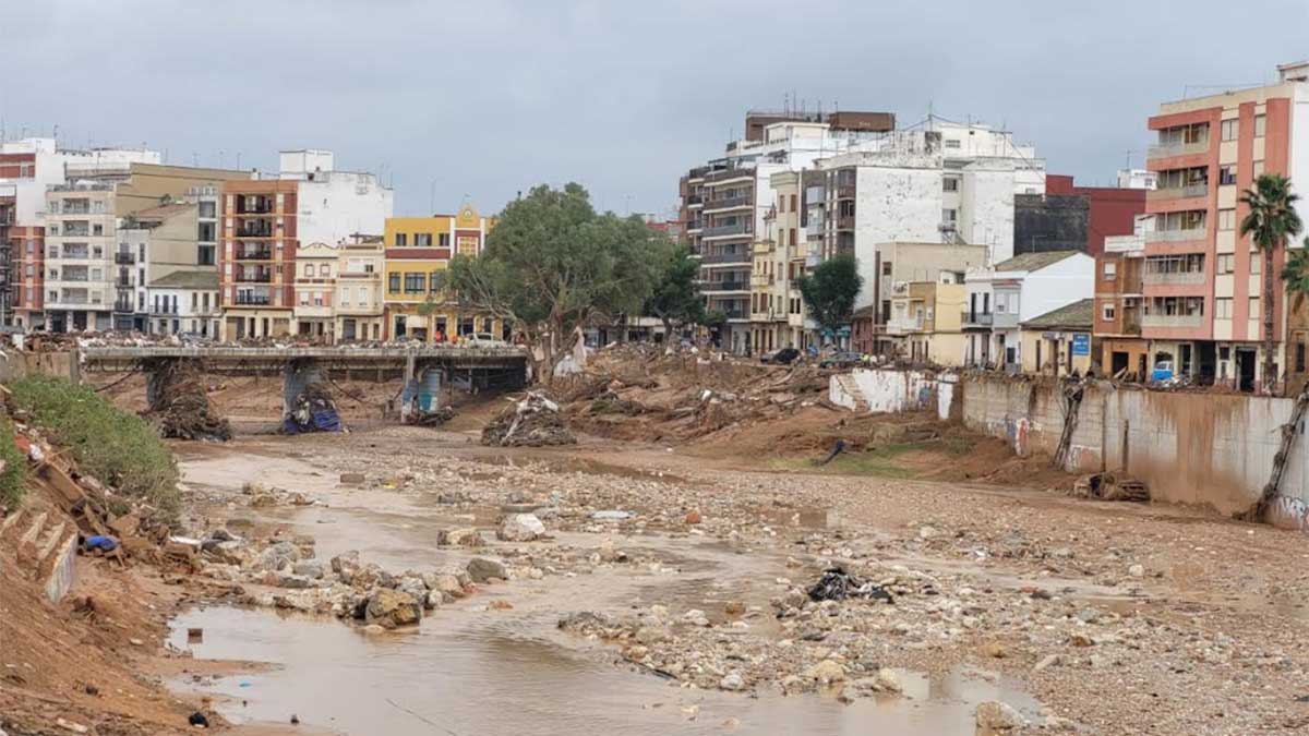 Pueblo de Valencia después de la riada provocada por la DANA.